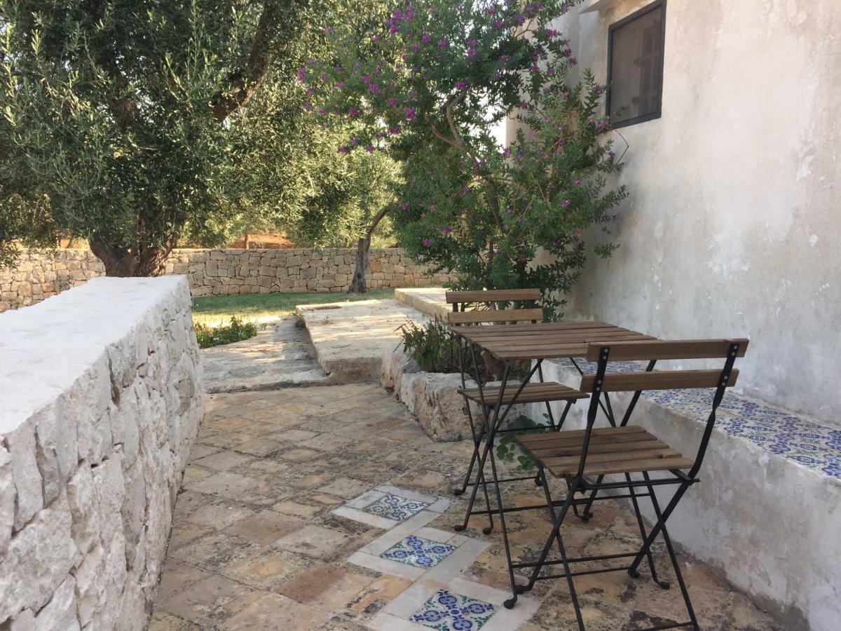 I Love Trullo - Country Boutique Apartments - Villa Laura Остуни Экстерьер фото